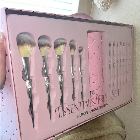 Pink Essentials 13PC Brush Set - Picture 3 of 5